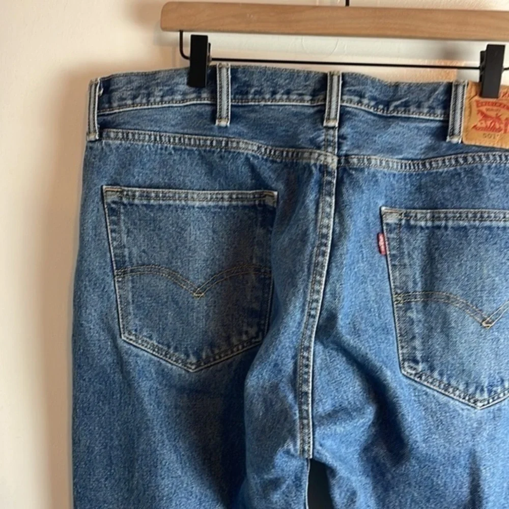 Levi’s 501 Classic Straight Leg Button Fly Jean 38W 30L